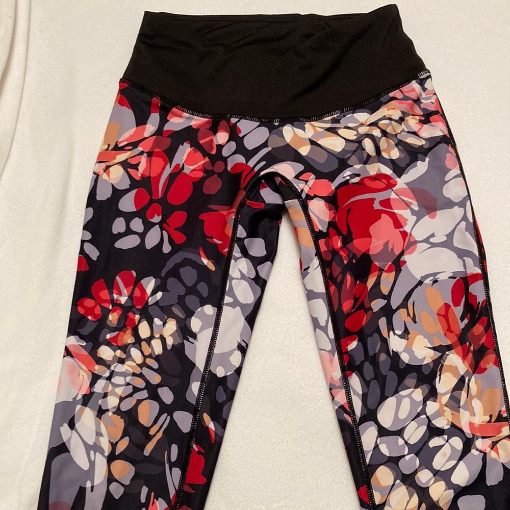 PRISMSPORT yoga capri- worn once